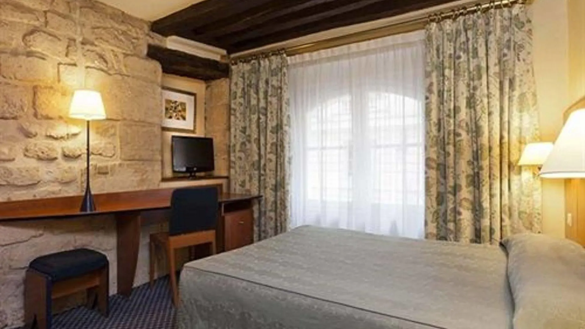 Lautrec Opera Hotel Paris