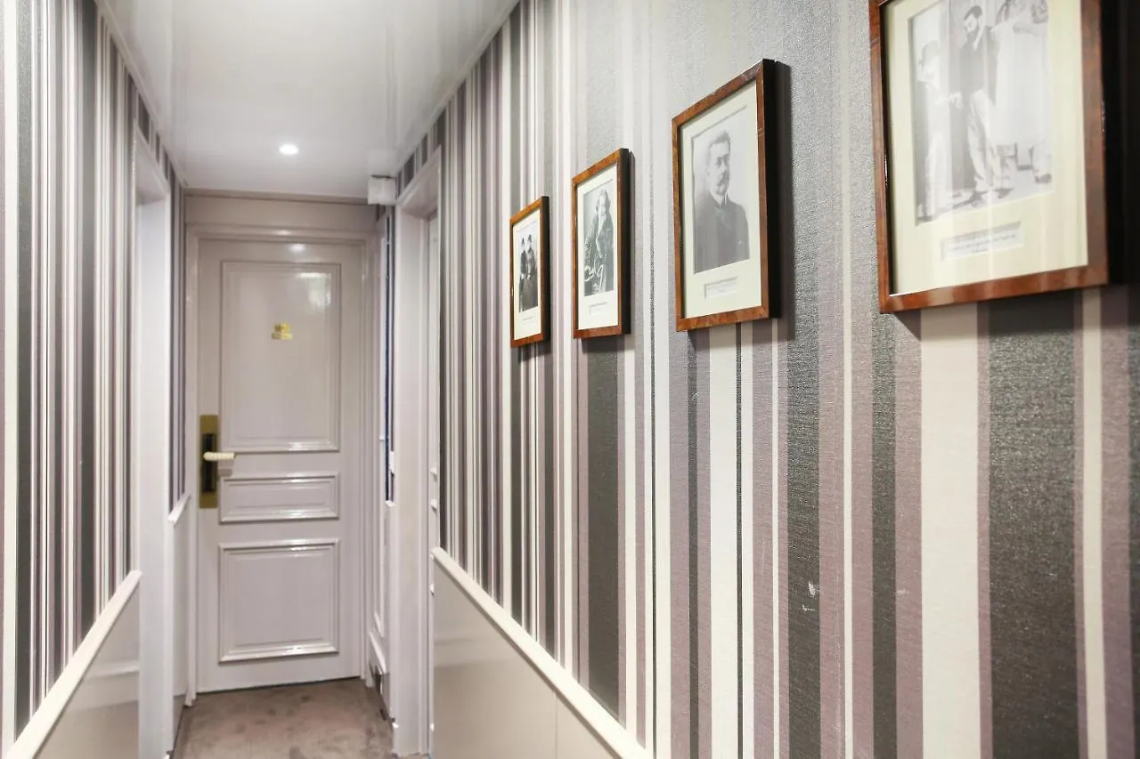Lautrec Opera Hotel Paris